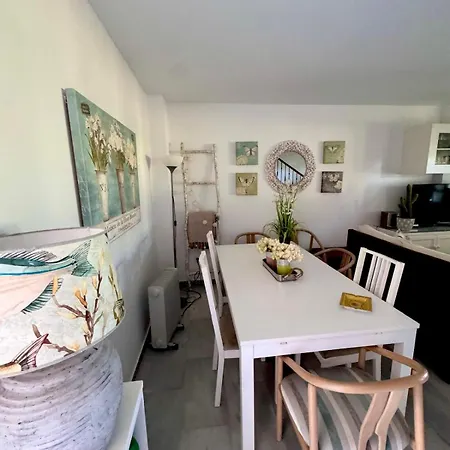 Holiday home Precioso Adosado El Cormoran